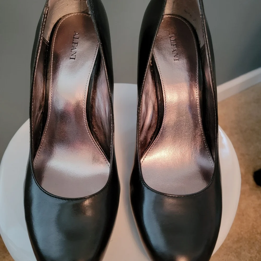 Alfani Black Leather Platform Heels - Picture 5 of 6